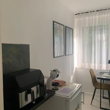 Cozy Centar Parking & Coffee Apartamento *